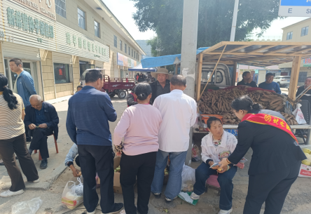 正在上传... f604ad281e89deb4df86580b7d295642.png