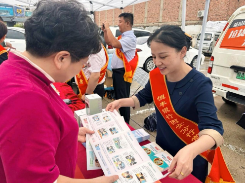 正在上传... 451d4694f1be53ec08c73cd7631849f7.png