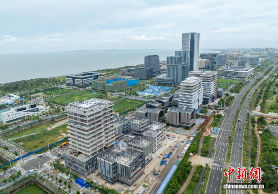 人这一辈子，一定要去一趟海南自贸港！