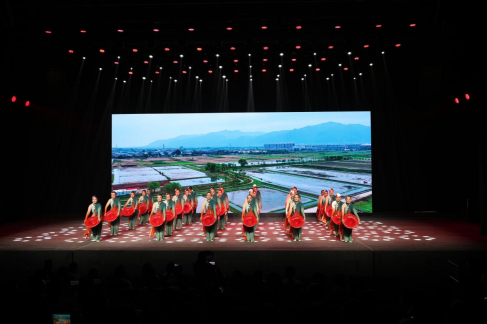 正在上传... 5e16db1effa52d8d8a9c664d8c3746ce.png