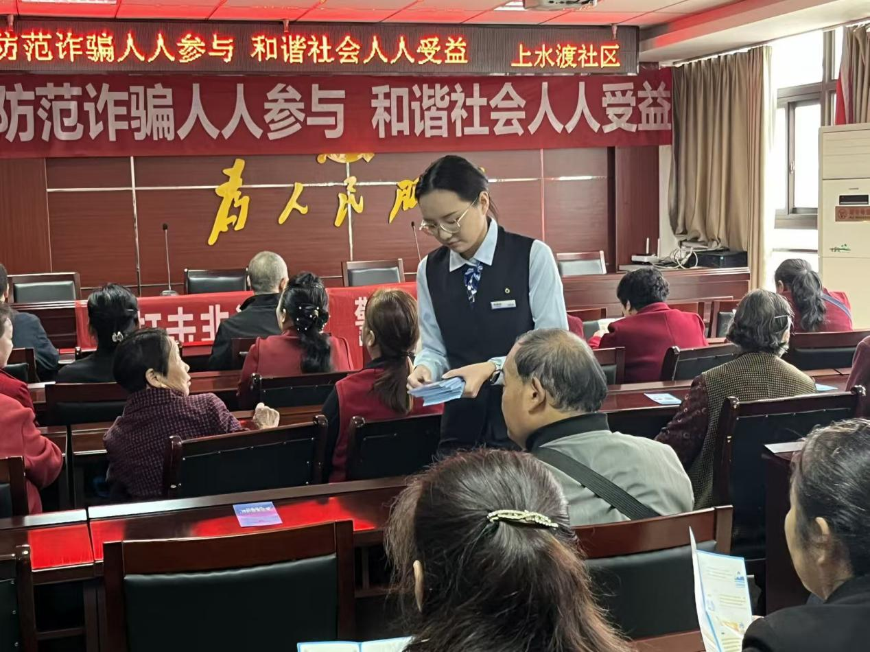 正在上传... c4dccc646f76d65fb1aced36ebbef063.png