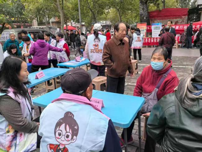 正在上传... ceae4585640b6a346aecee28c8a06a46.png