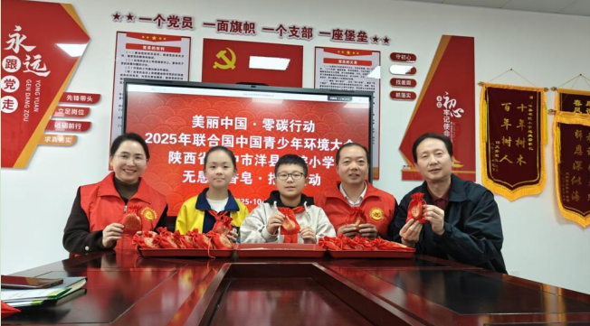 正在上传... 2cb4d9370531fad2272eb92695516967.png