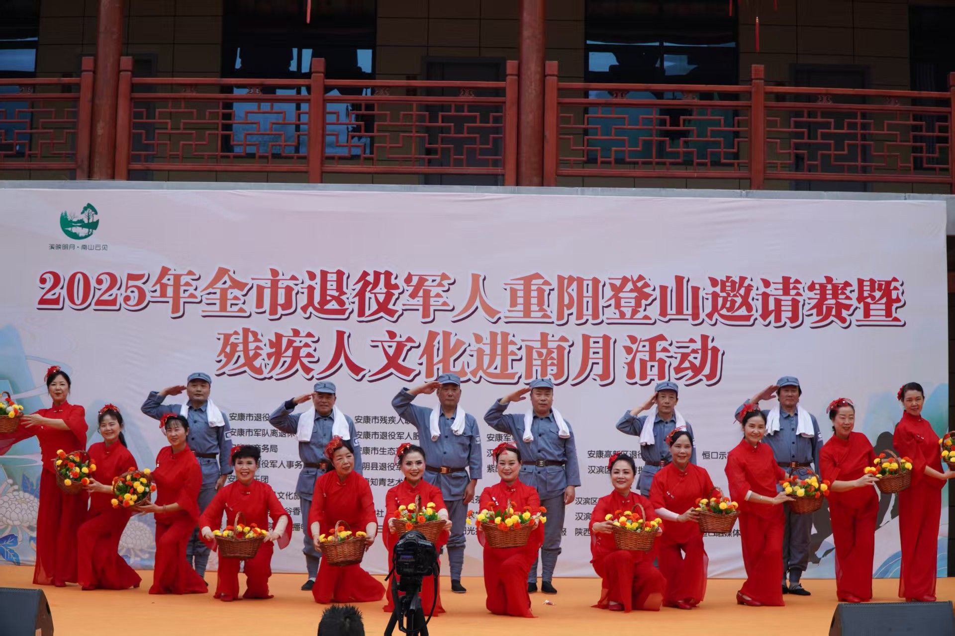 正在上传... 2853856050b227f09a8f250bb415982e.jpeg