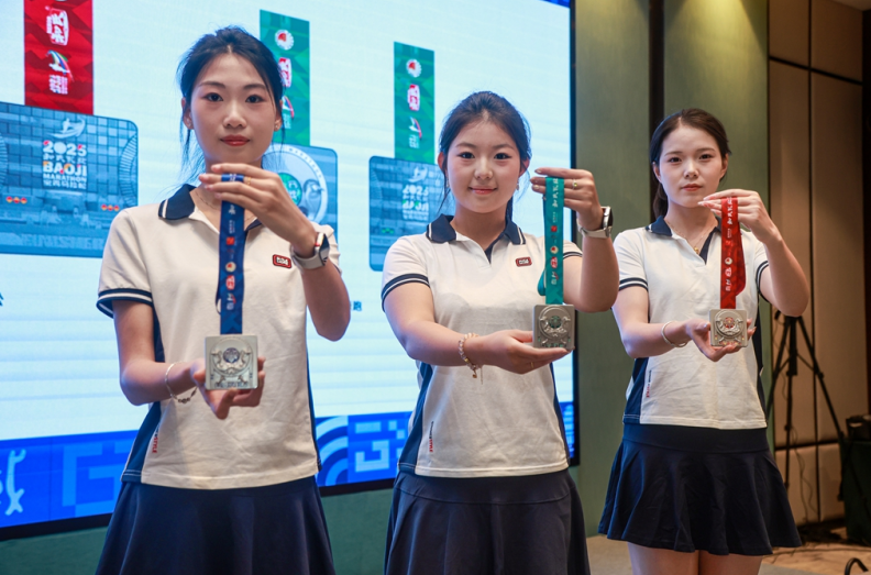 正在上传... b449628a29ce72bbc7412c2197376c09.png