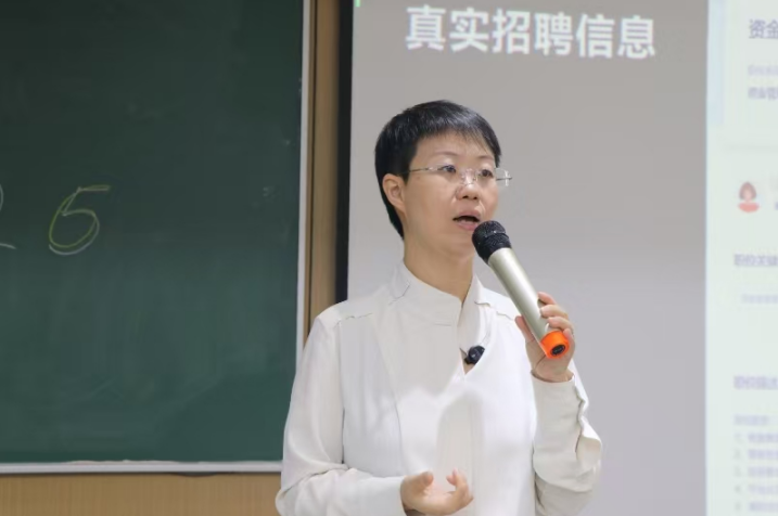 正在上传... 64d9c96066d871e9fb75ccc4d3c19954.png
