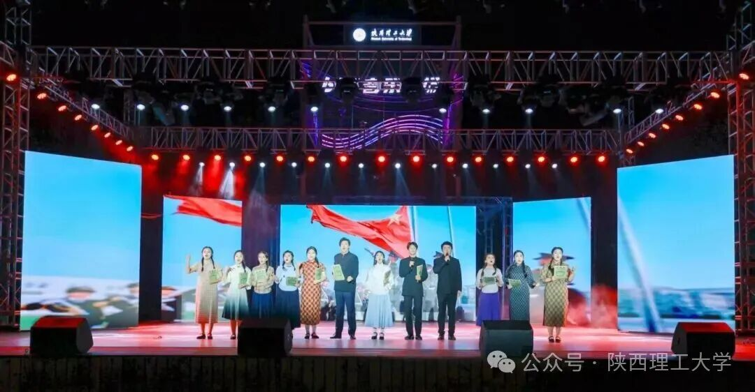 正在上传... 482346bb9f6d315af156bc9e7abc2a8f.png