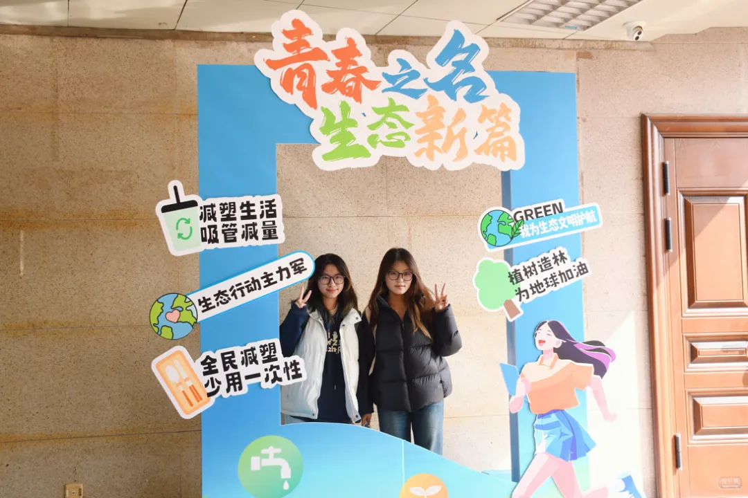 正在上传... 0bc1901cffa899e1e0efa3d8fd301ee9.png