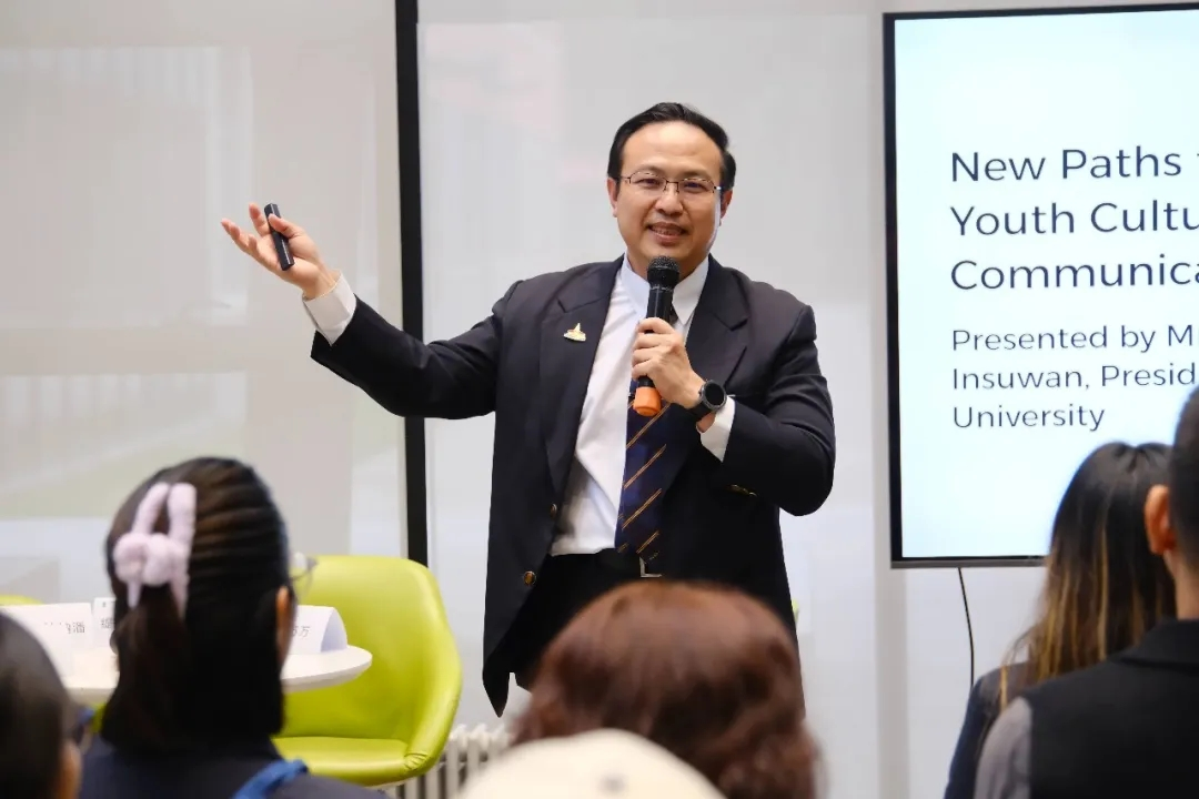 正在上传... ac0ee9b531eedd8f319a8ab6de86d20f.png