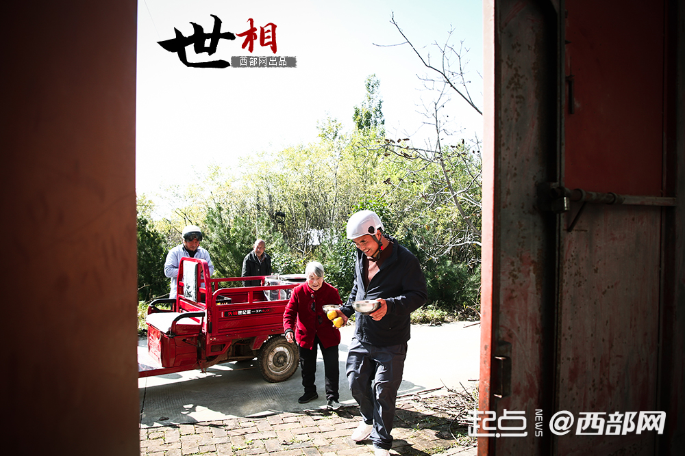 正在上传... 6ec69fbb0a9462c59619f8c4296af8d6.png