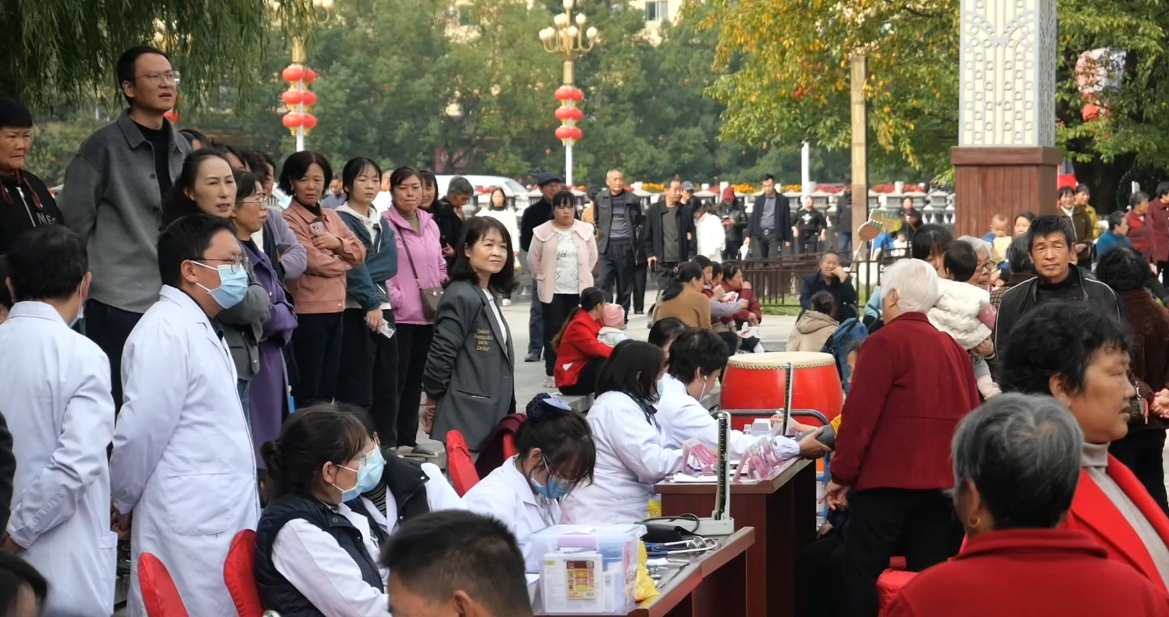 正在上传... 9014217bea6120961083210cf0b32cb3.png