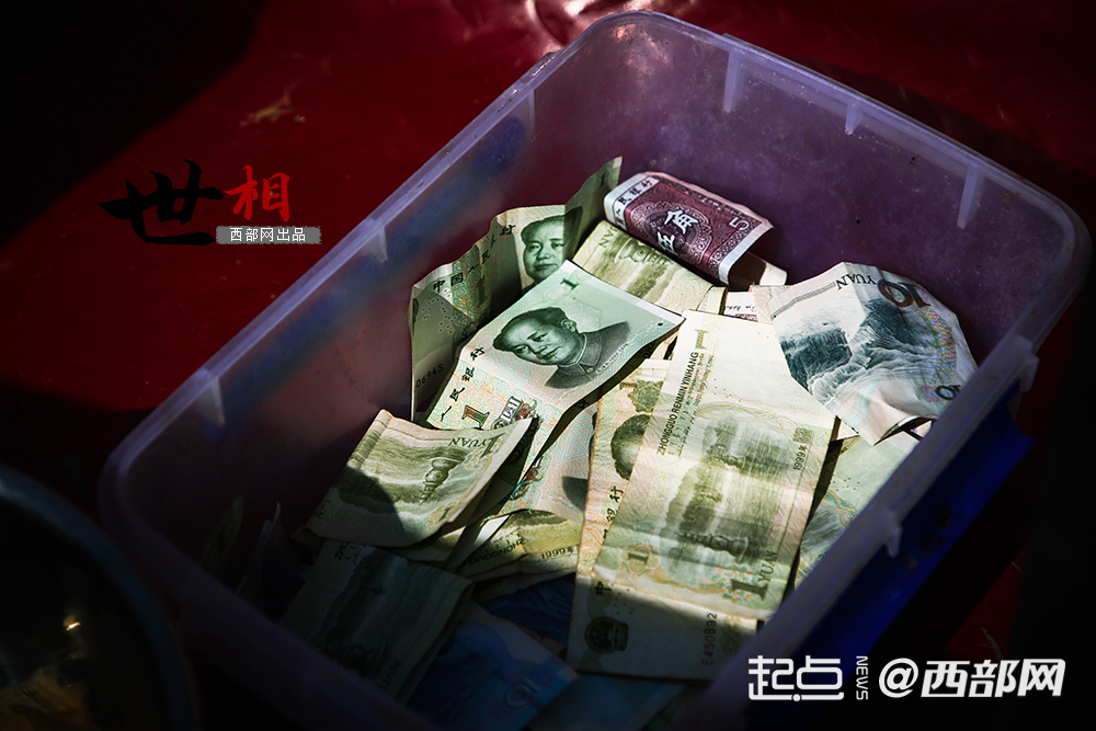 正在上传... b3911b859656041c4a08cbf6f44ced25.png