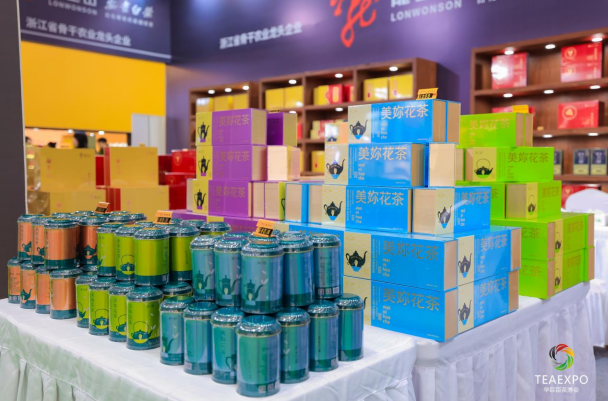 正在上传... eef86168276b9ad1996f775981c1da87.png