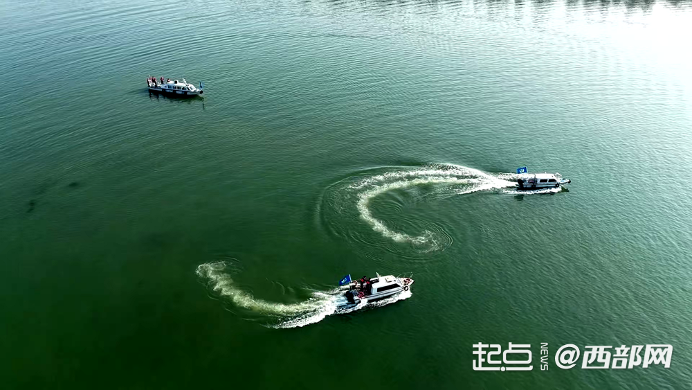 正在上传... 405bd442e75aa1dfcc11665792da830f.png