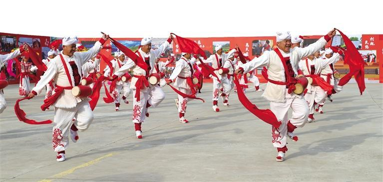 正在上传... 8c4218df5533a244e405773a1c85b1e6.png