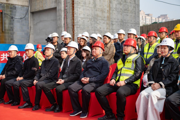 正在上传... 97906ab08c9af2708a3a95bb37ebe8a3.png