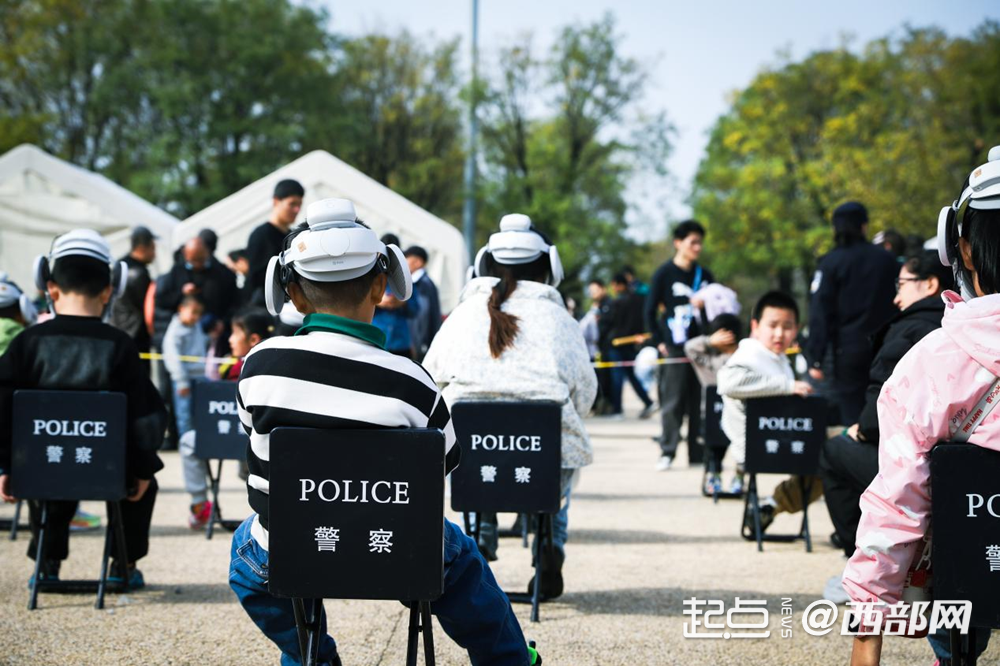 正在上傳... 3b6388bcb67630d450bc0a61b8fffc1b.png