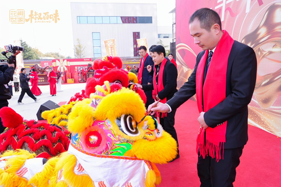 正在上傳... 2f2488273bd190b59c97372aecce4050.png