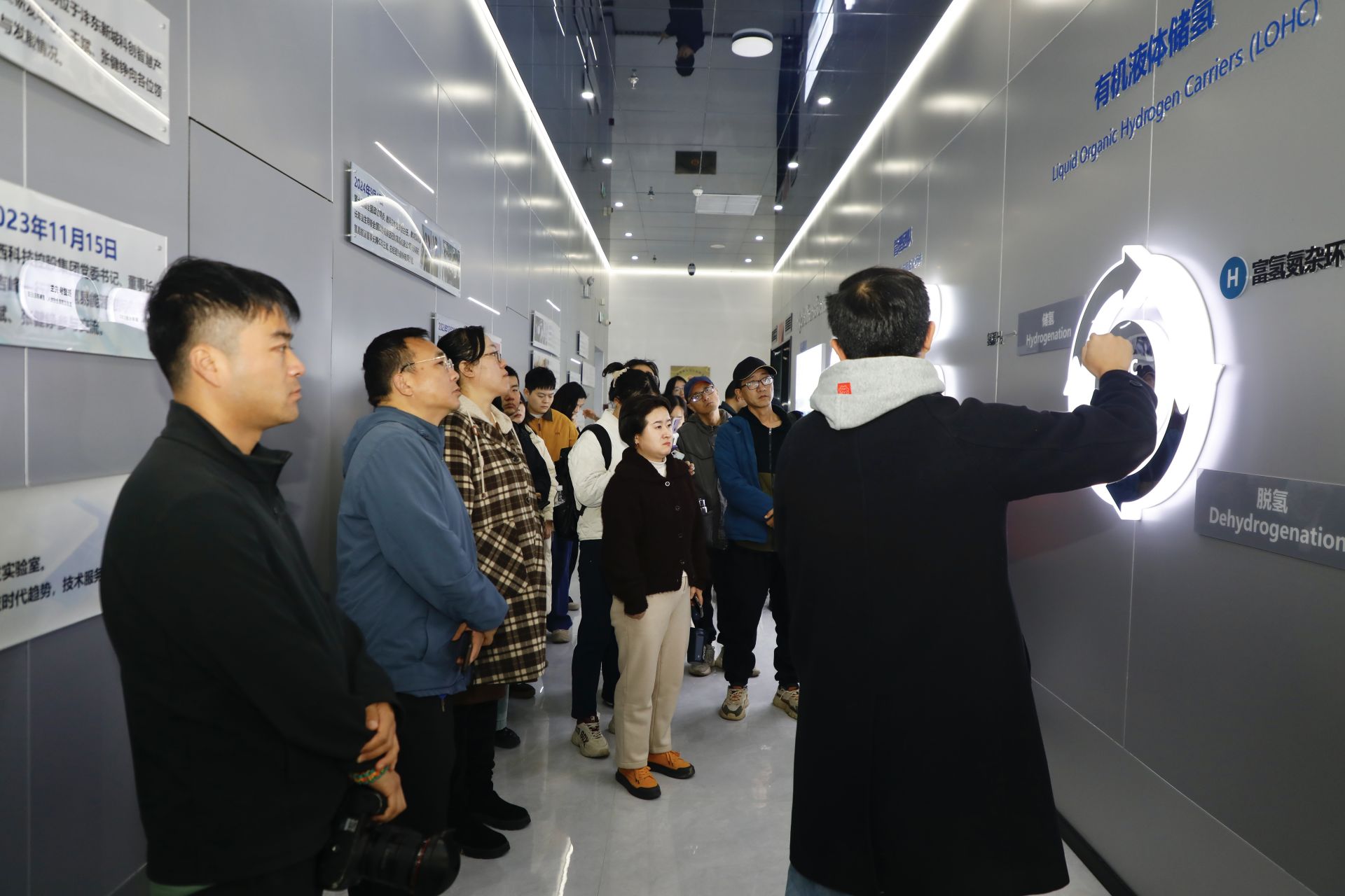 正在上传... e82faeb011b959ac27a3c91485710f4d.jpeg