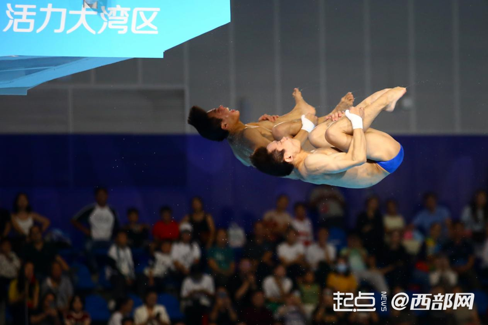 正在上传... deb35f2fe9b422f2ab834a84f19f3e09.png