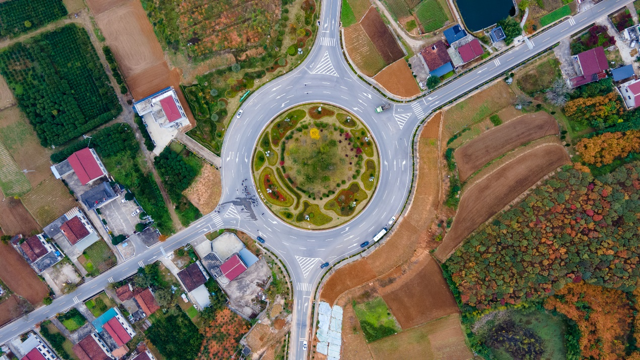 正在上传... 52b5deef0a2eee97a4832bc37b7ffcd8.png