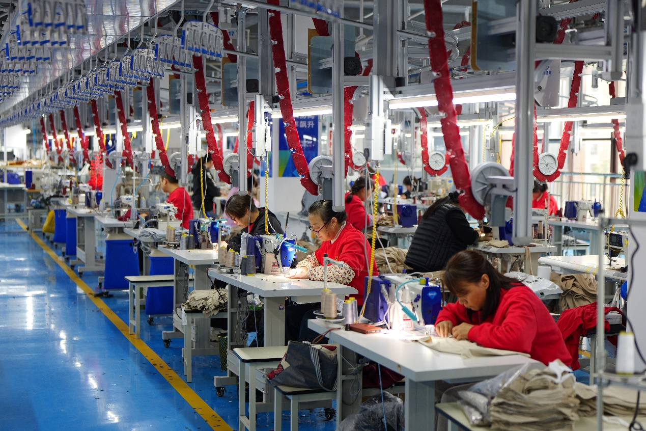 正在上传... 78b23f426a3baa247ab419c13c99a287.png