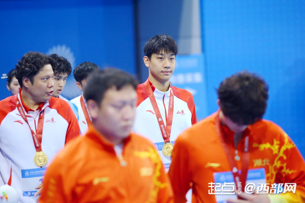 正在上传... 0a7fd00dc7f9e2b09d9851031b34e37a.png