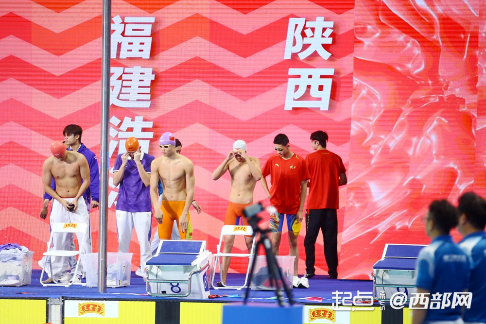 正在上传... 218a68fedab91870a5262bcac12dbcf5.png