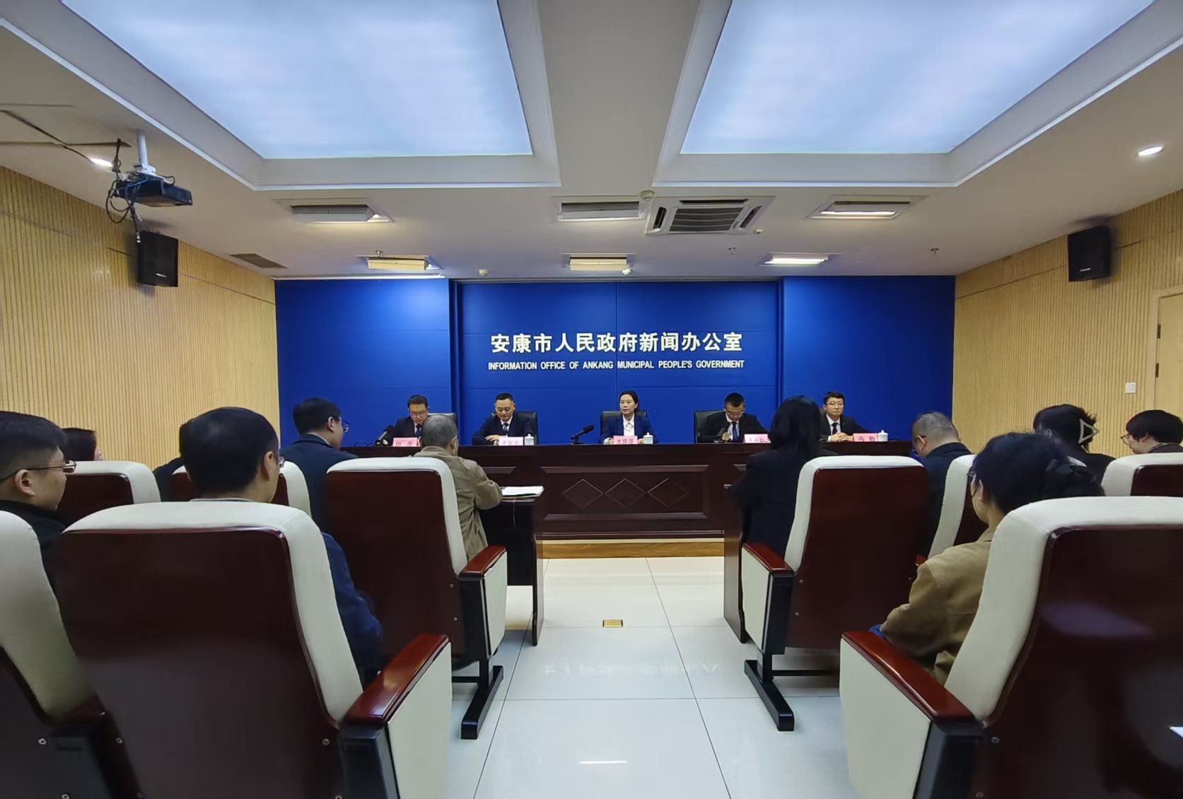 正在上传... aa714525b6c5f88acaf395a07bdf3e0e.jpeg