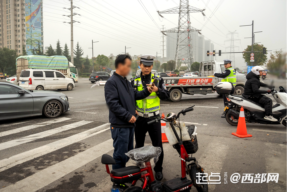 正在上传... f9dc2e2079b0ec799333ce409ab73a09.png