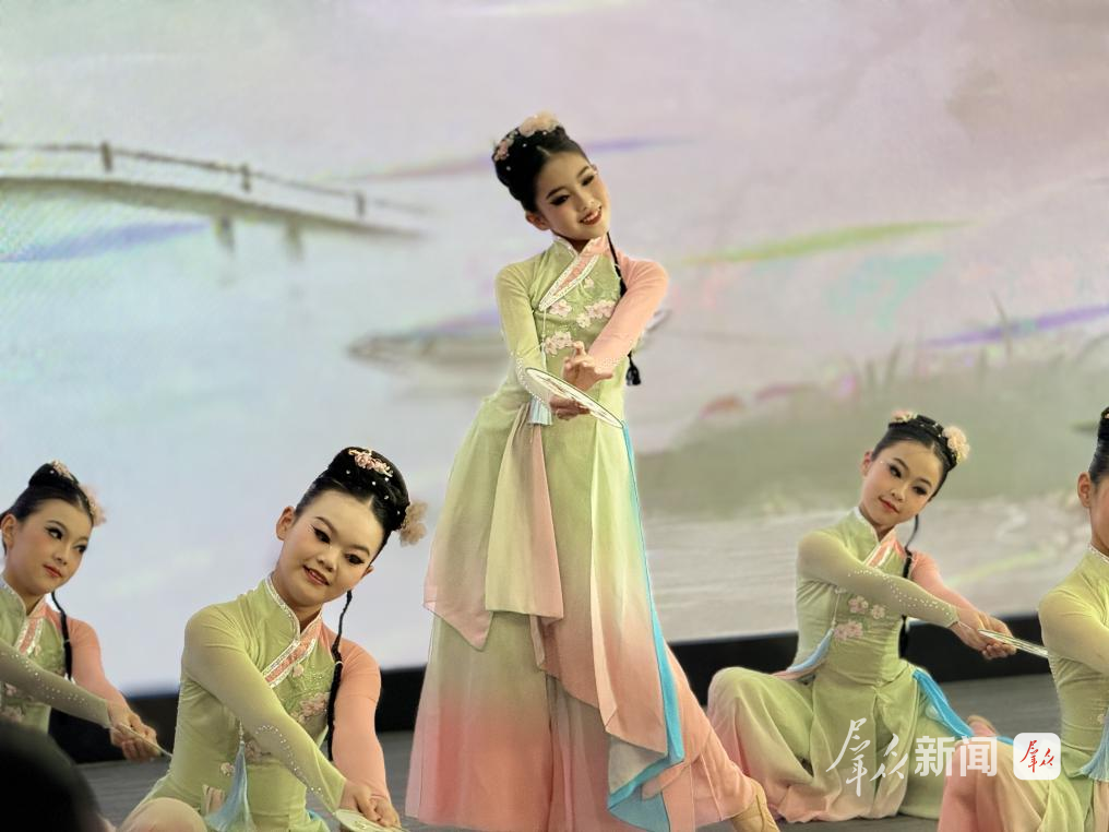 正在上传... 56cc3fc00b73a3e06649e2dbbf5ee6c8.png