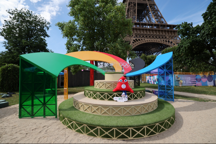 正在上传... 422d693a5e56764357362b21d8815e7a.png