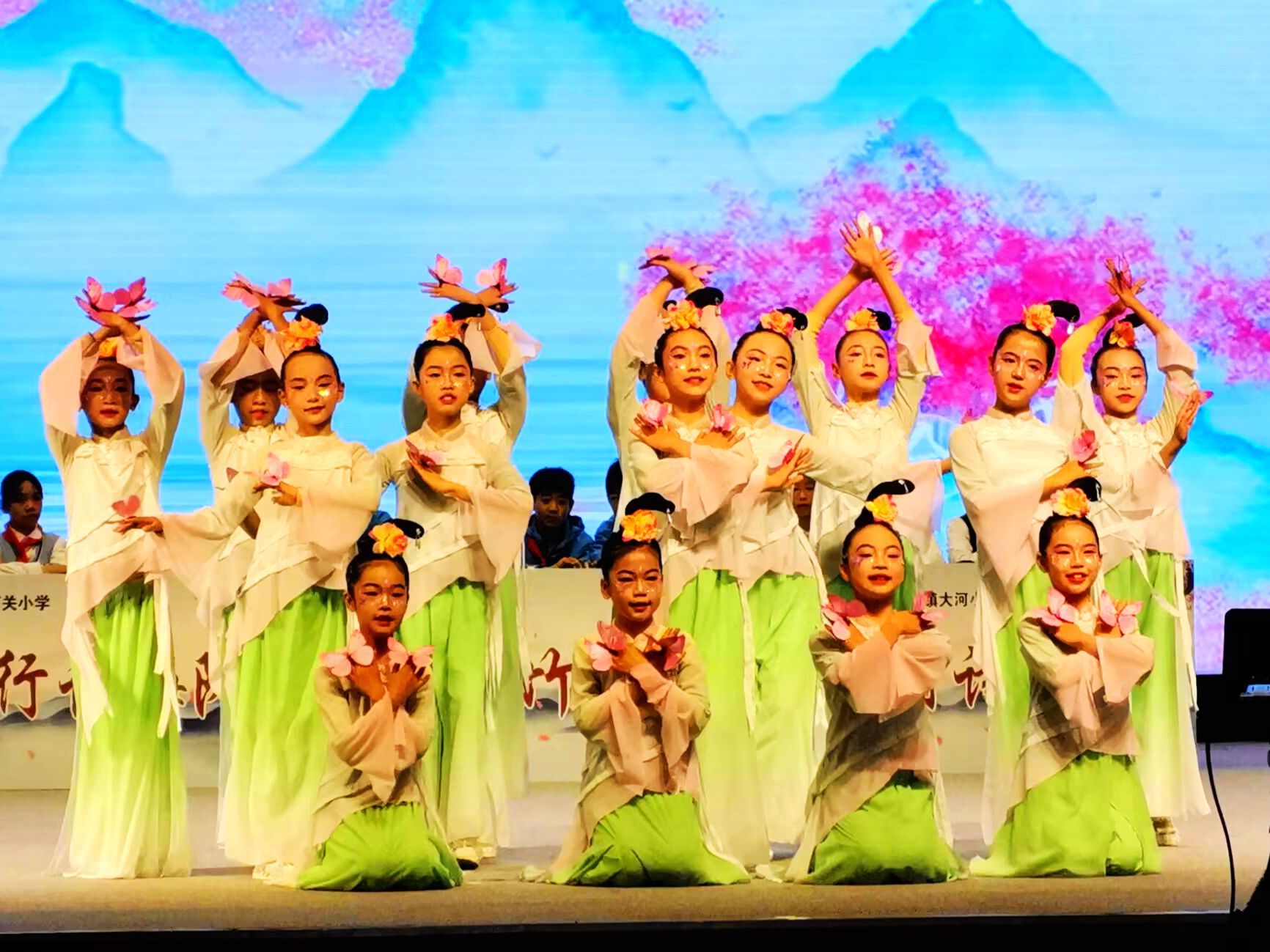 正在上传... feb5422afc0c253d8346beb261b25fd5.jpeg