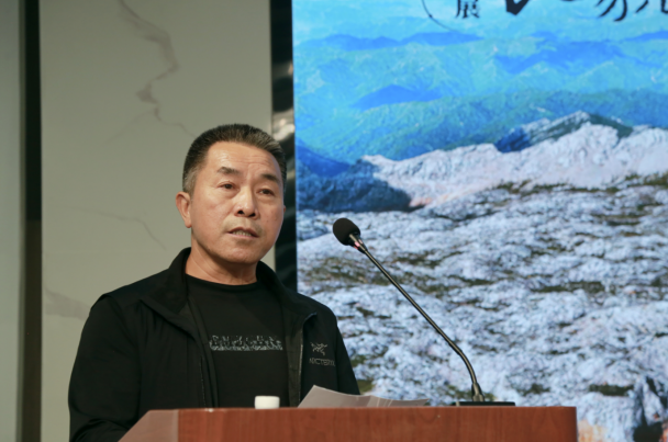 正在上传... 1141b46c84aa80391734b8daa6a7692a.png