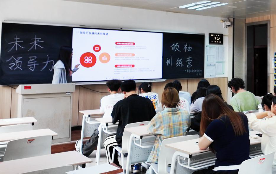 正在上传... c50165756f52f165ababb2ac7aa565ad.png