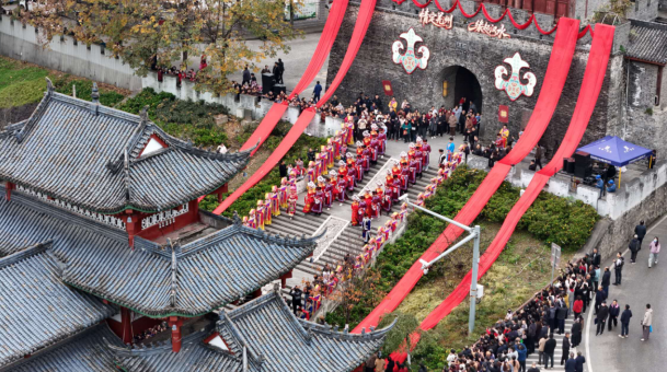 正在上传... 67880b494b3987806e2852e298576299.png