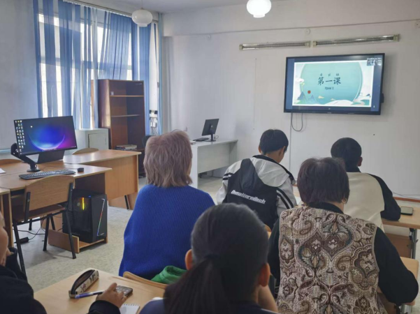 正在上传... a3fbc312e1af8d3c33b5130999b6938e.png