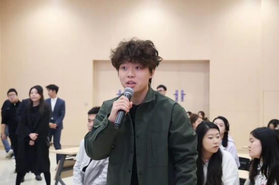 正在上传... d7db543e6f32c5d0b3151c5e3e4d6ec3.png