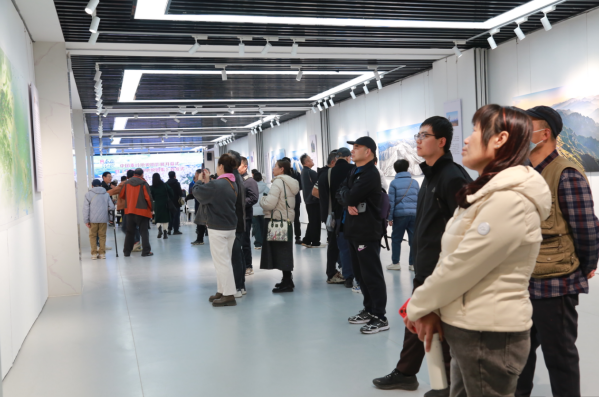 正在上传... f179f82eb50d7aa87278a8dd6869e6dd.png