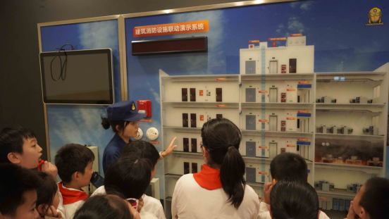 正在上传... b80454a36a4a49861273c0d3733be9e5.png