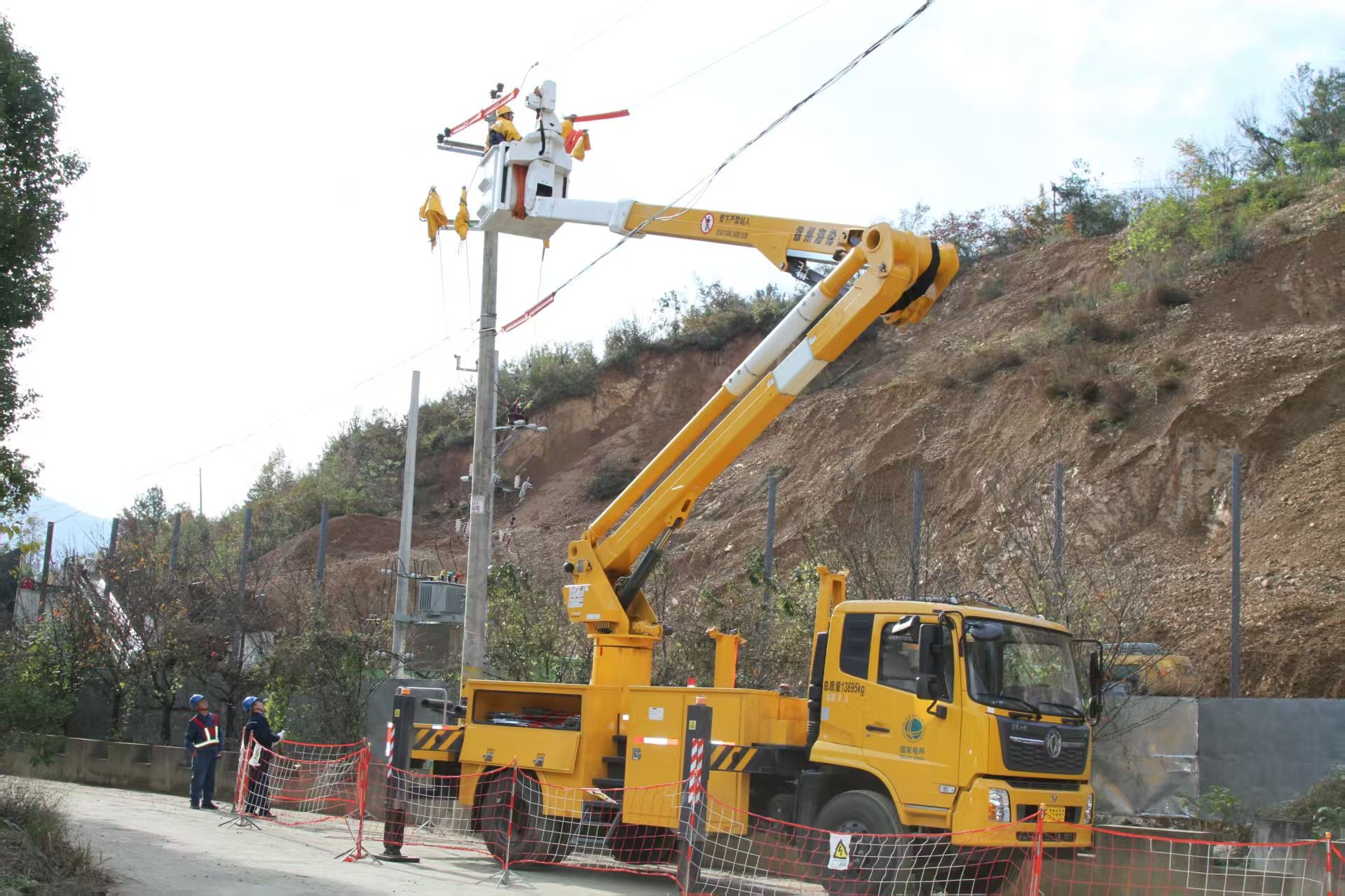 正在上传... 26e7e40b0643d661d5d5f3fb1364875a.jpeg