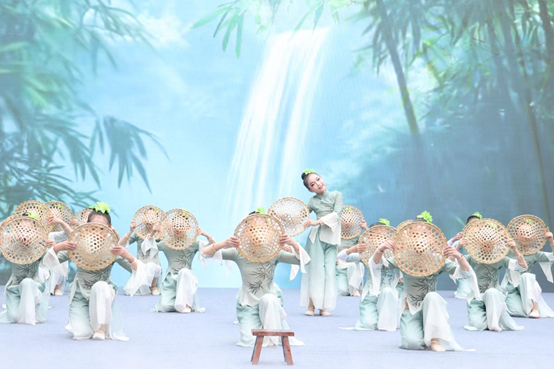 正在上传... fc6b7413220ac9caa6ffe00c95976c5d.png