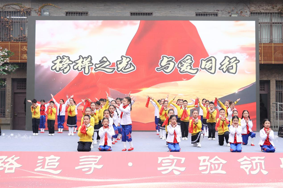 正在上传... f986e5710ad445957df539055794214b.png