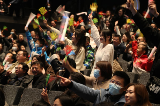 正在上传... 37c07afe5e502444208a637039667161.png