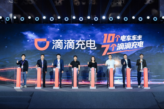 正在上传... 4438f80dcf71d8009fefd9c8205f3188.png