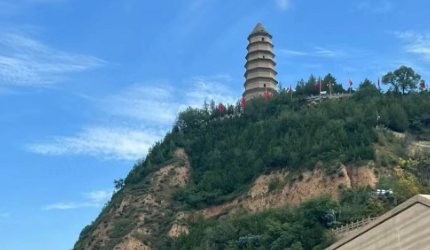 全省新闻战线马克思主义新闻观教育培训班在延安开班