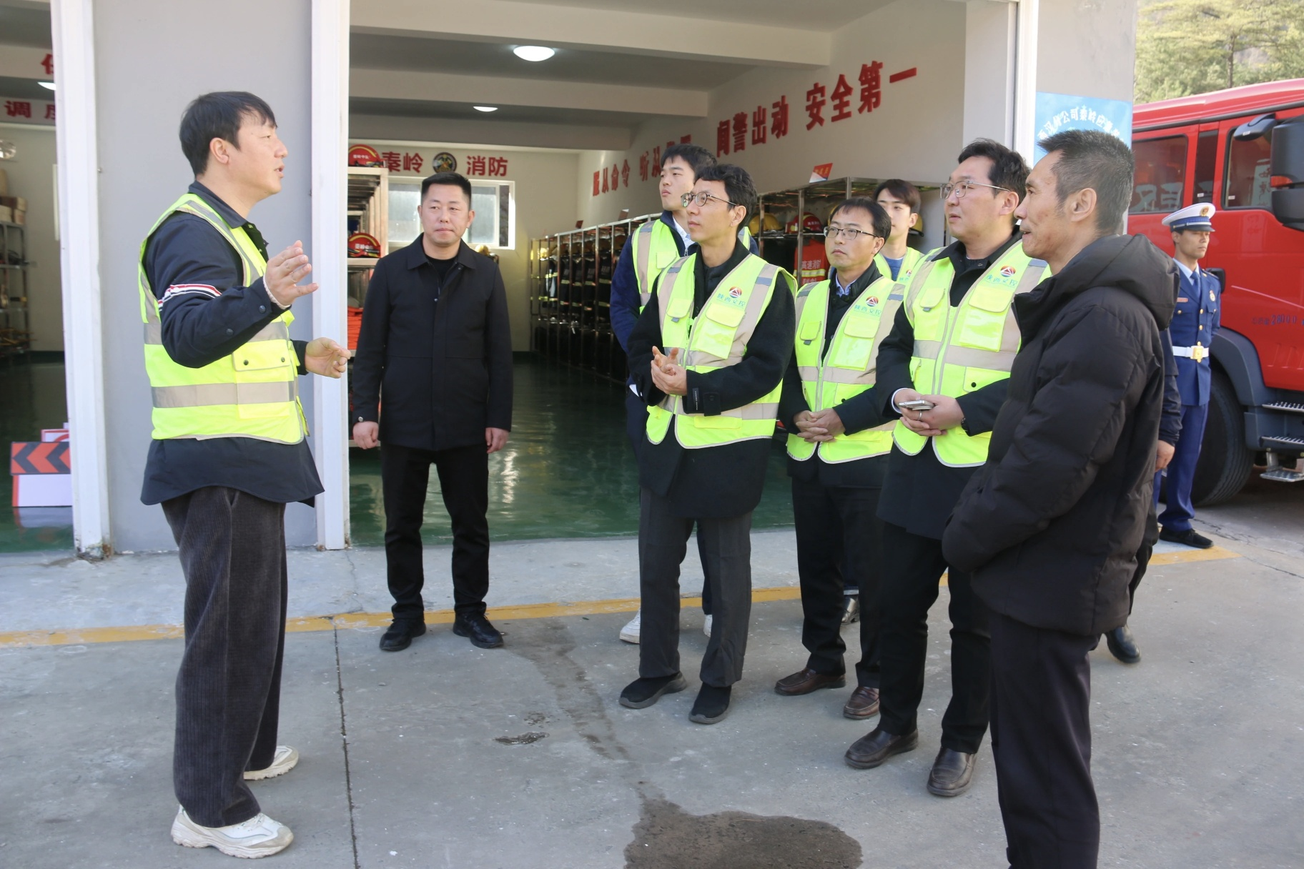 正在上传... e7029ee01238ead7cb727c3b2fd2d941.png