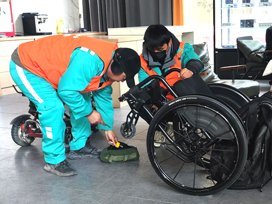 正在上传... 564f4e9dae2fe5f1c44e50ac817eed01.png