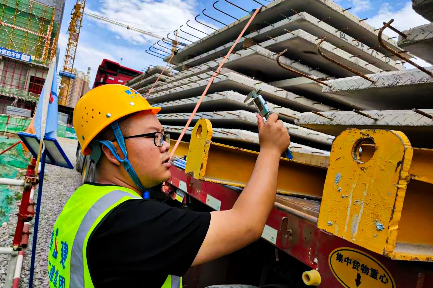 正在上传... 24142ba6616267e28d939eafd549cf0e.jpeg