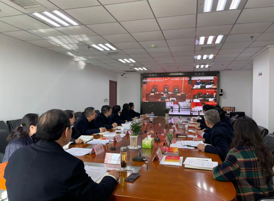 正在上传... 348c63eedf907d54a956c80a2895750b.png